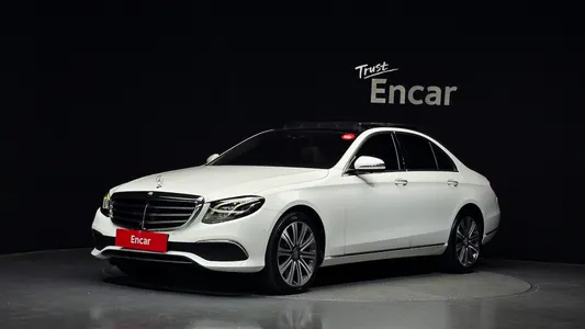 Mercedes-Benz E-Class W213 E400 4MATIC 2017