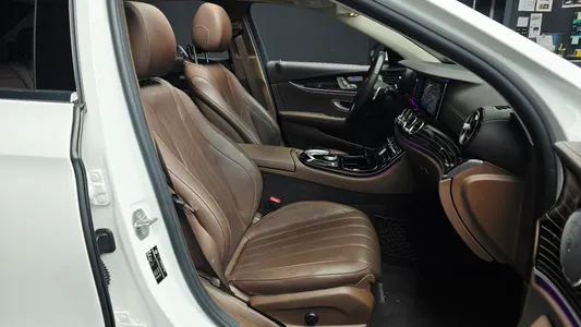 Mercedes-Benz E-Class W213 E400 4MATIC 2017 12