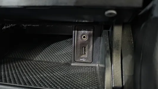 Volkswagen 7 2.0 TDI 2015 29