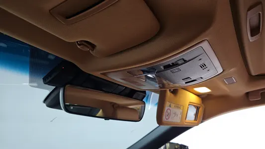 Lexus ES300h 7 2022 17