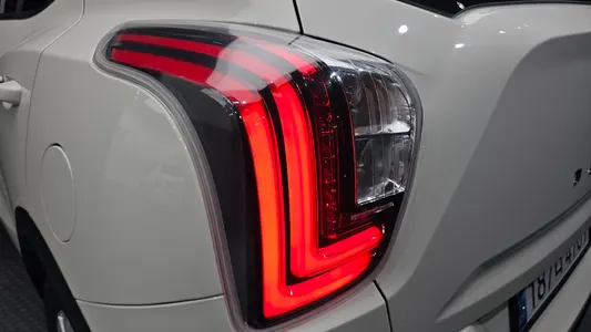 KG Mobility 베리 티볼리 1.5 2WD 2022 23