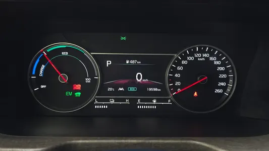 Kia 4 HEV 1.6 4WD 2023 8