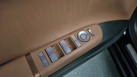 Hyundai (GN7) 2023 17