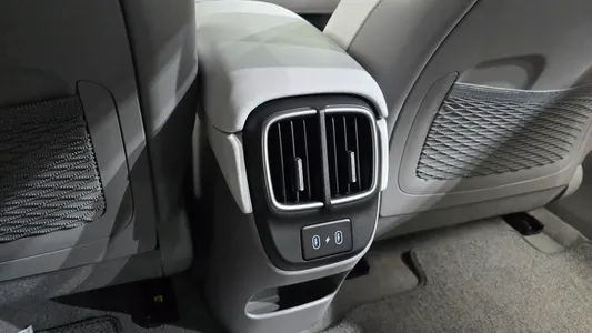Hyundai Ioniq 6 2024 30