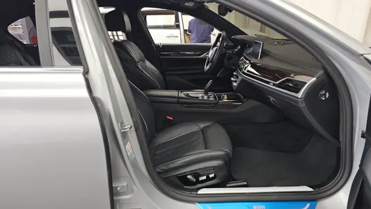 BMW 7 Series (G11) 750Li xDrive 2020 11