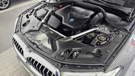 BMW 5 Series (G30) 520i M 2021 6
