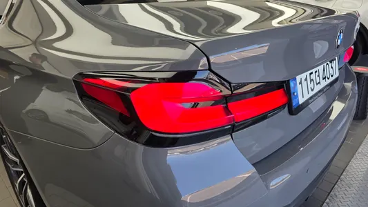 BMW 5 Series (G30) 520i M 2021 23