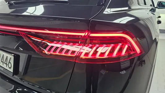 Audi Q8 (4M) 55 TFSI 2022 23