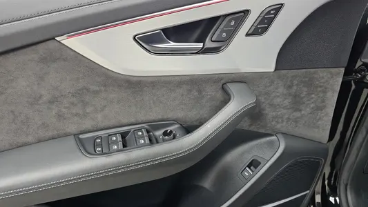 Audi Q8 (4M) 55 TFSI 2022 29