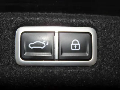 Hyundai (GN7) 3.5 LPG 2WD () 2023 16