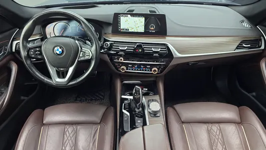 BMW 5 Series (G30) 520d M 2018 7
