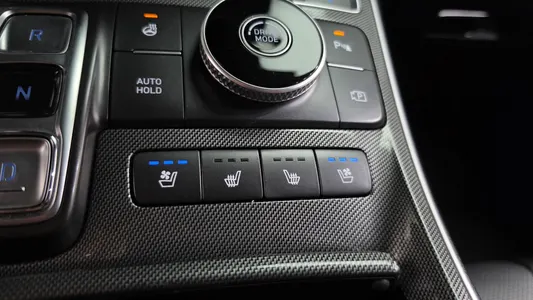 Hyundai 싼타페 HEV 1.6 2WD 2023 13