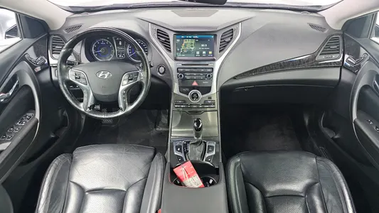 Hyundai Grandeur HG HG240 2015 7