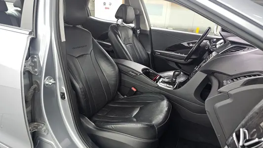 Hyundai Grandeur HG HG240 2015 17