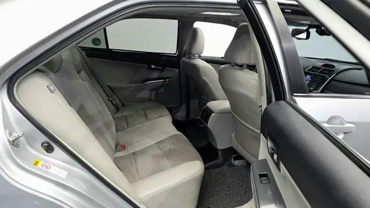 Toyota 캠리 XLE 2013 11