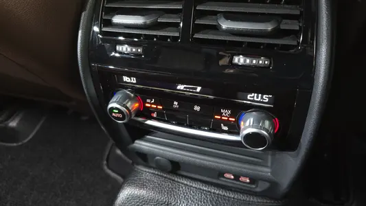 BMW 6 Series GT (G32) 620d M 2023 31