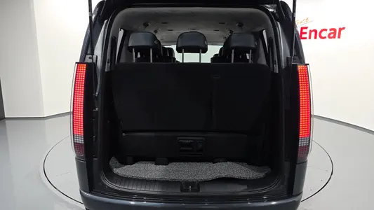 Hyundai Staria 9 2023 16
