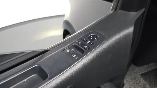 Hyundai Staria 9 2023 28