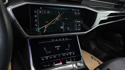 Audi A7 (4K) 45 TDI 2020 14