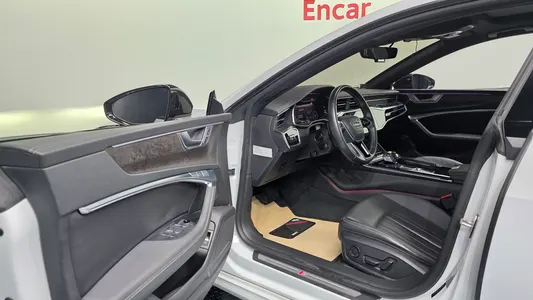 Audi A7 (4K) 45 TDI 2020 9