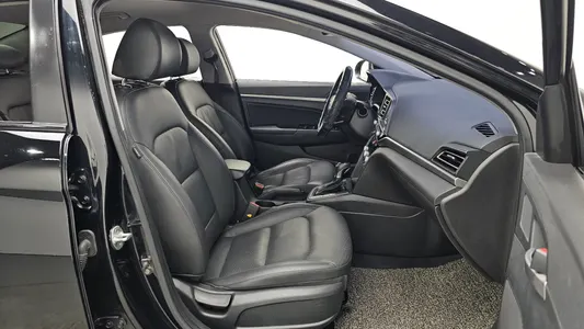 Hyundai AD 1.6 2019 11