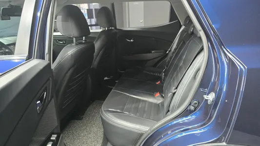 KG Mobility Tivoli LX 2WD 2016 12