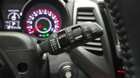 KG Mobility Tivoli LX 2WD 2016 28
