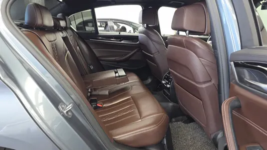 BMW 5 Series (G30) 530i M 2018 12
