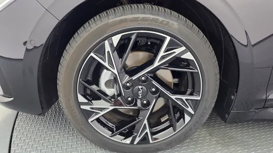 Kia K5 3 2025 5