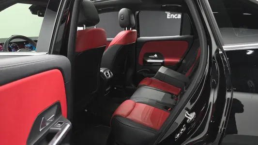 Mercedes-Benz GLA-Class H247 GLA250 4MATIC 2022 10