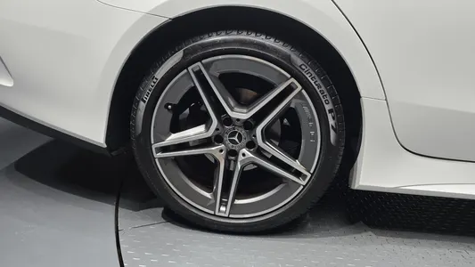 Mercedes-Benz CLS-Class C257 CLS300d 4MATIC 2023 5