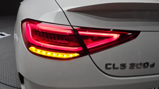 Mercedes-Benz CLS-Class C257 CLS300d 4MATIC 2023 24