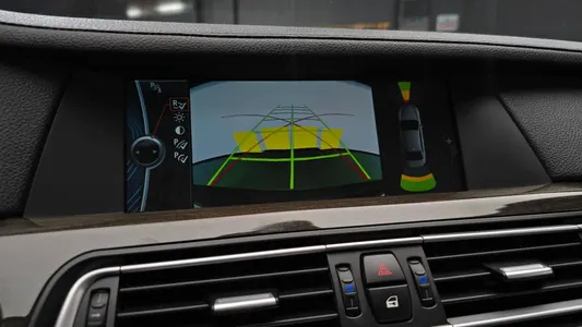 BMW 7 Series (F01) 740Li 2012 14