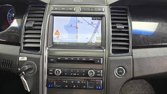 Ford 토러스 3.5 Limited 2010 13