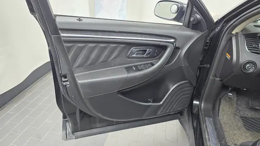 Ford 토러스 3.5 Limited 2010 24
