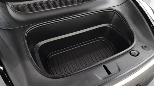 Tesla Y L AWD 2026 6