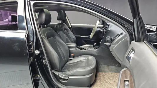 Kia K5 LPI 2012 12