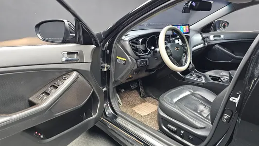 Kia K5 LPI 2012 10