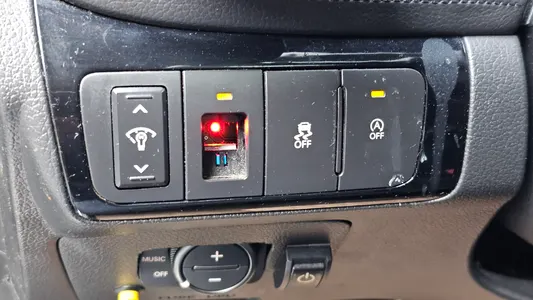 Kia K5 LPI 2012 27