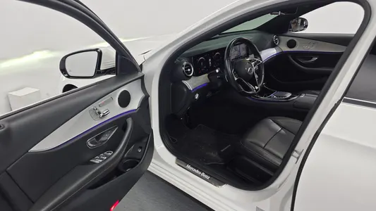 Mercedes-Benz E-Class W213 E250 2021 10