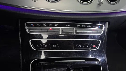 Mercedes-Benz E-Class W213 E250 2021 32