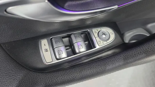 Mercedes-Benz E-Class W213 E250 2021 28