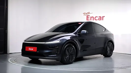 Tesla Y AWD 2026