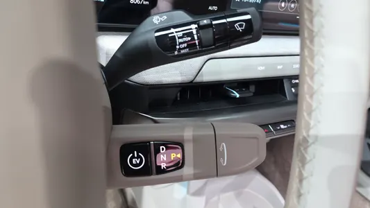 Kia EV4 2WD 2025 9