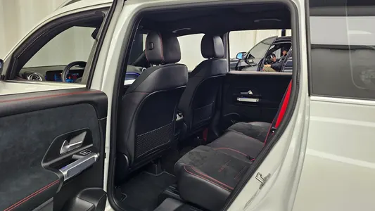 Mercedes-Benz GLB-Class X247 AMG GLB35 4MATIC 2026 11