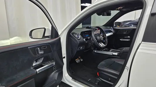 Mercedes-Benz GLB-Class X247 AMG GLB35 4MATIC 2026 10