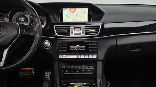 Mercedes-Benz E-Class W212 E350 4MATIC 2015 19