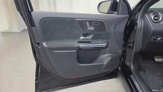Mercedes-Benz GLA-Class H247 GLA250 4MATIC 2020 24