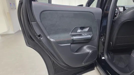 Mercedes-Benz GLA-Class H247 GLA250 4MATIC 2020 25