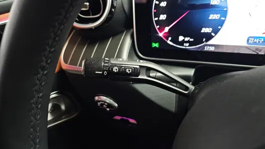 Mercedes-Benz GLC-Class X254 GLC300 4MATIC AMG Line 2024 14